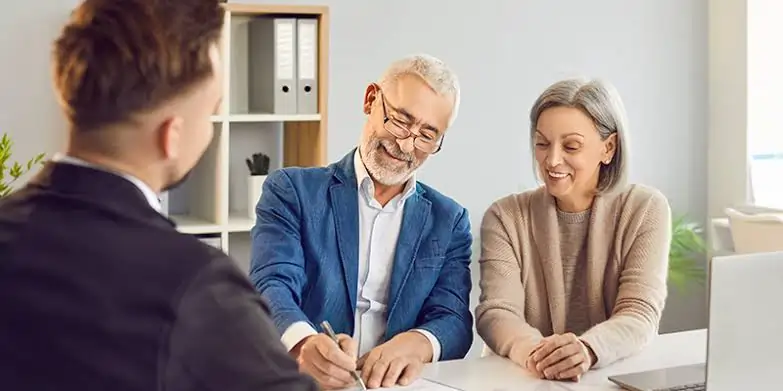 Why Are More Divorcing Couples Choosing Mediation Oldham?